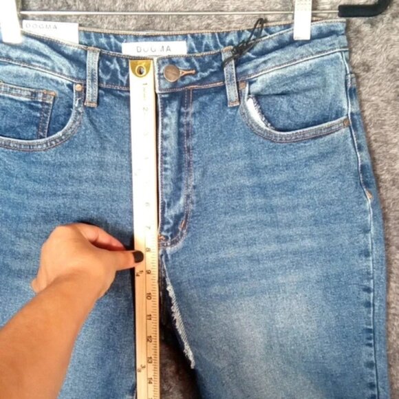 Dogma women's denim high rise flare leg jeans Medium wash size 29 - Picture 7 of 12